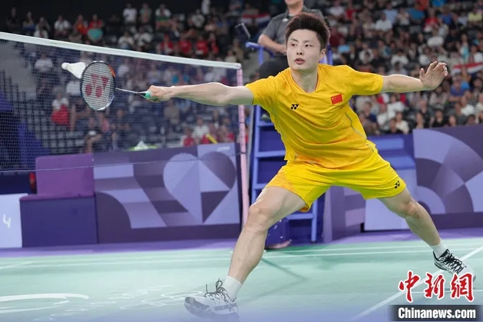 石宇奇巴黎奥运男单14决赛负昆拉武特 中国男单