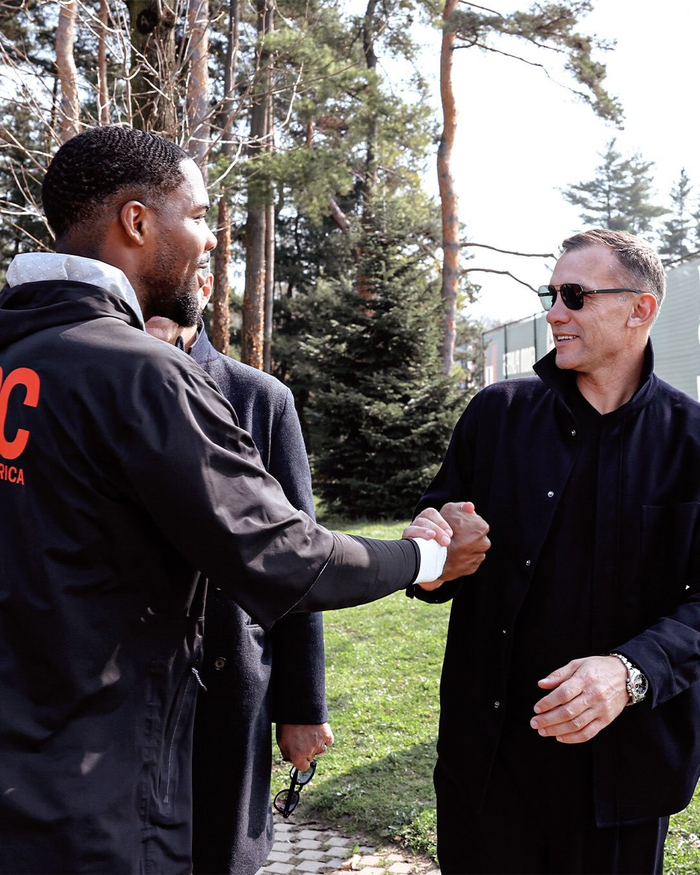 米兰传奇舍甫琴科重返米兰内洛纪念辉煌岁月