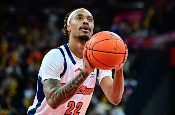 广东男篮大胜广厦男篮 萨林杰伤退影响后续赛程