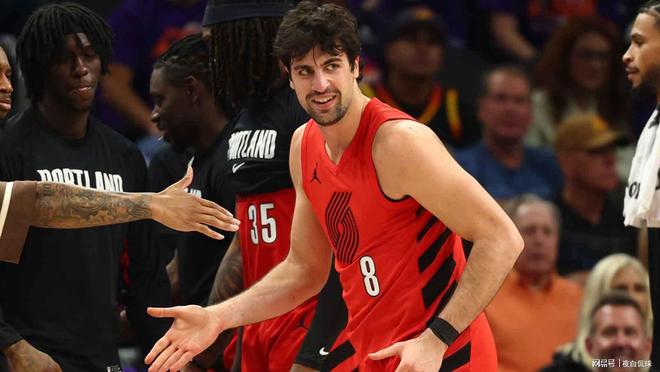 文班亚马旧言论引热议 阿夫迪亚爆发助开拓者晋