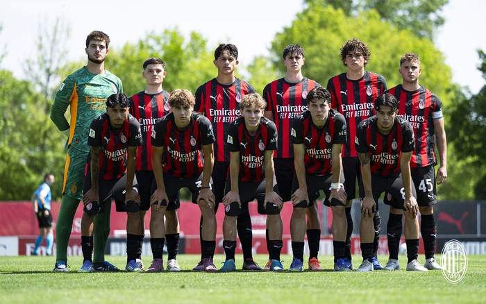 米兰预备队力克卡利亚里 2-1取胜奠定联赛冠军悬